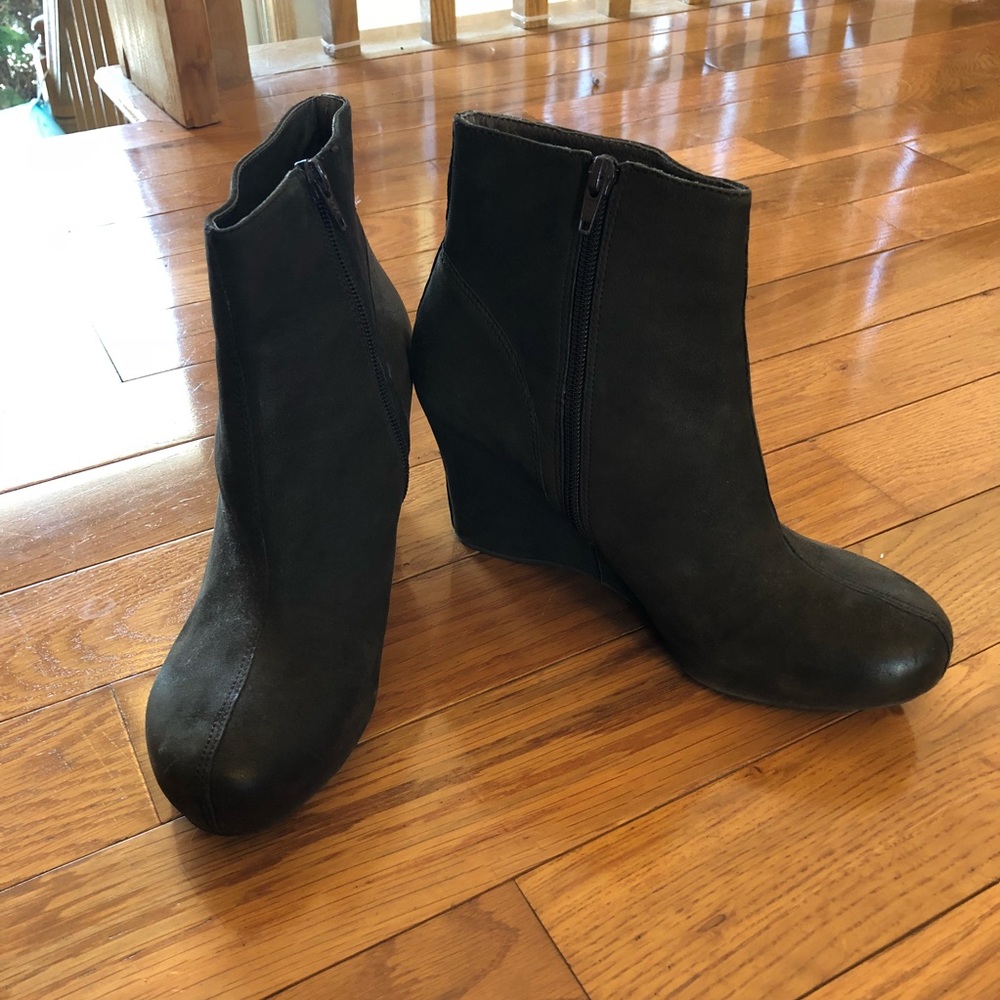 Nicole Brown Leather Ankle Boots